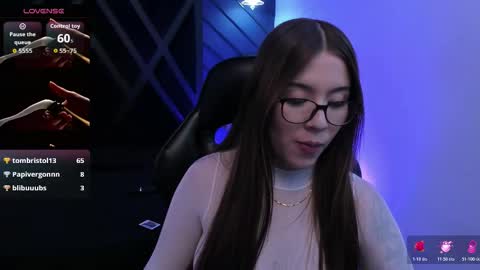 HANNA BECKER online show from 02.14.26