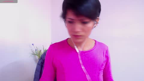Sara online show from 01.23.25