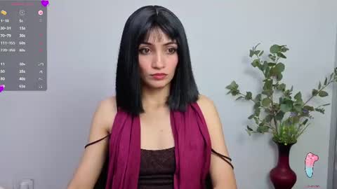 Snapshot of hanna_chloe chatting on 06.23.26 Sara online show from 06.23.26