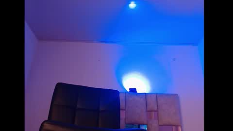 H A N A FOXX online show from 02.15.26