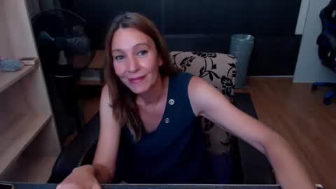 Snapshot of hanna_ha chatting on 07.15.26 hanna_ha online show from 07.15.26