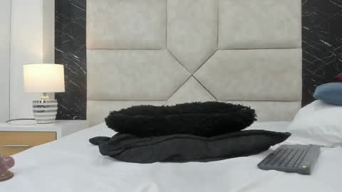 Hanna lens online show from 03.04.25