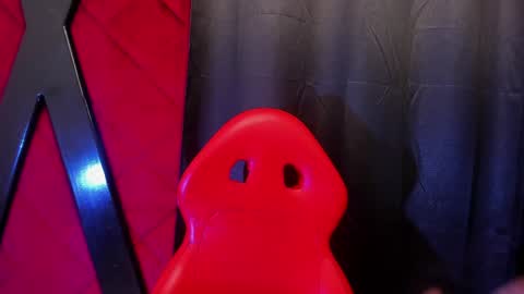 Snapshot of hanna_slut chatting on 02.26.25 EVA online show from 02.26.25