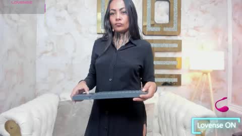 Snapshot of hanna_slut chatting on 11.05.25 EVA online show from 11.05.25