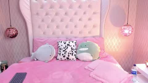 Snapshot of hanna_weston chatting on 01.07.25 hanna online show from 01.07.25