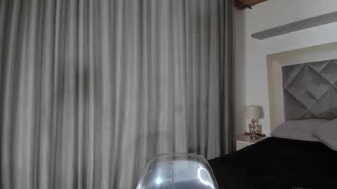 Snapshot of hannaamuller chatting on 10.21.25 hannaamuller online show from 10.21.25