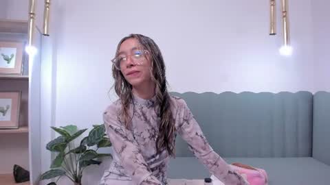 Snapshot of hannacarttier_ chatting on 07.05.26 Hanna Carttier online show from 07.05.26