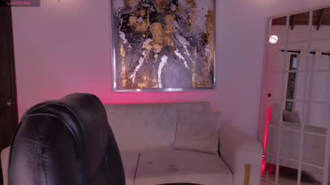 Snapshot of hannaconnor_ chatting on 05.18.26 Hanna Connor online show from 05.18.26