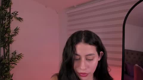 Hannah online show from 02.04.25