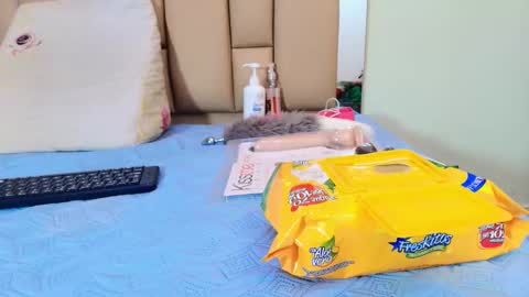 hannah_teehn online show from 11.13.25