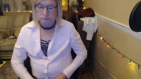 Snapshot of hannahcd57 chatting on 04.19.26 hannahcd57 online show from 04.19.26