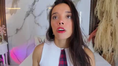 Snapshot of hannahill69 chatting on 10.08.25 Hannahill69 online show from 10.08.25