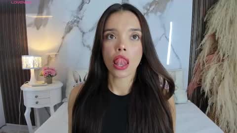 Hannahill69 online show from 03.04.26