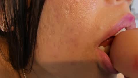 Hannahill69 online show from 04.11.26