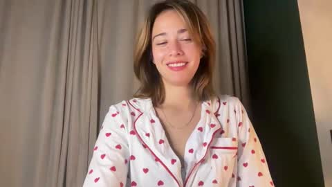 hannahinto online show from 12.21.25