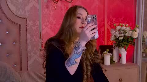 Pearl online show from 11.04.25