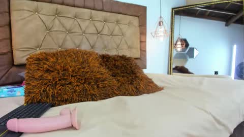 Hanna online show from 10.31.25