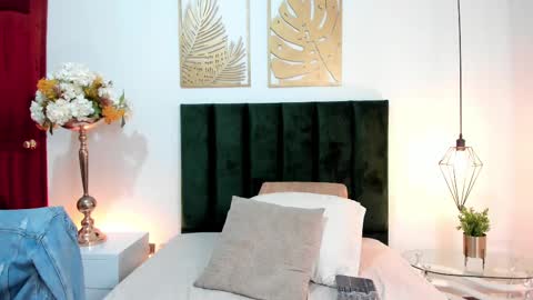 Snapshot of hannawarriorr chatting on 02.22.25 Hanna Warrior online show from 02.22.25