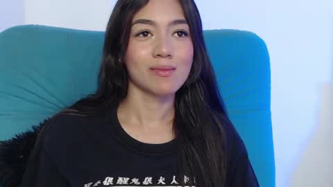 Snapshot of hantonella chatting on 12.13.24 Anto online show from 12.13.24