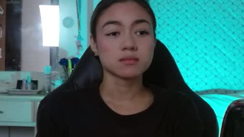 Snapshot of hantonella chatting on 07.21.26 Anto online show from 07.21.26