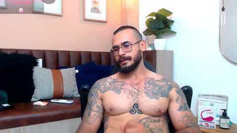 Snapshot of hanz_col chatting on 03.12.25 hanz_col online show from 03.12.25