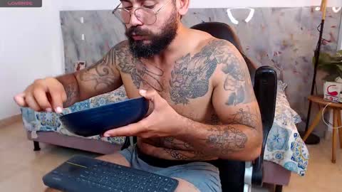 hanz_col online show from 12.04.25