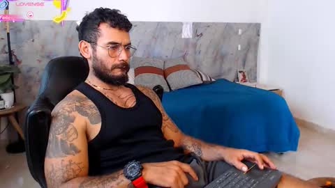 hanz_col online show from 12.22.25