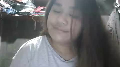 happy00725310 online show from 10.16.25