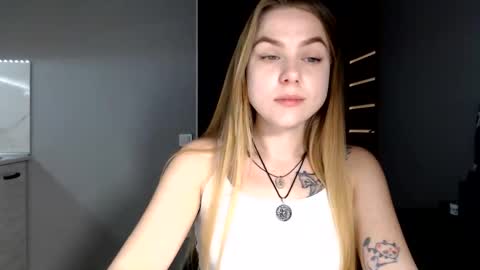 happy_fox_ online show from 03.19.26