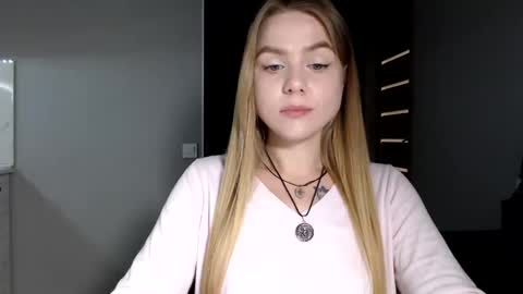 happy_fox_ online show from 03.27.26