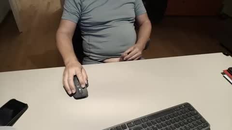 Snapshot of happybugger chatting on 09.14.25 Cum for you online show from 09.14.25