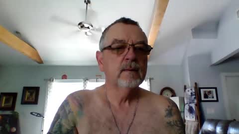 Snapshot of happynudist7373 chatting on 08.04.26 happynudist7373 online show from 08.04.26