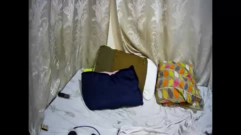 happysonia online show from 04.18.26