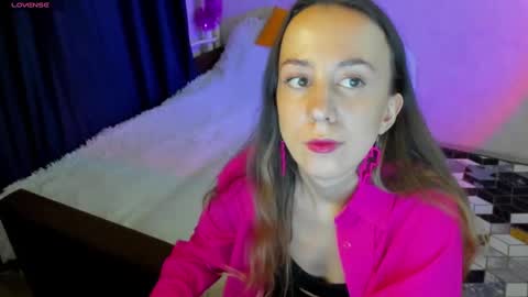 Stephanie online show from 12.22.24