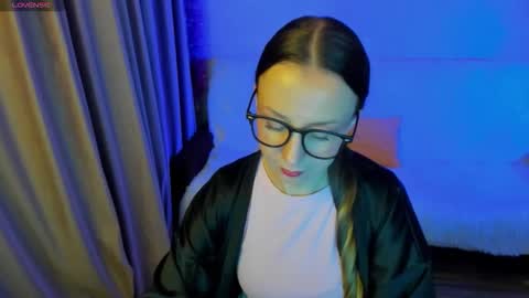 Stephanie online show from 10.11.25