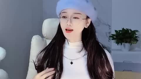 Daisy online show from 12.08.24