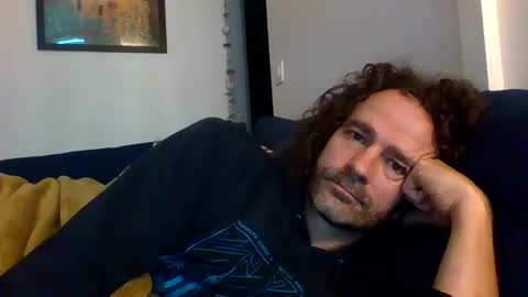 Snapshot of happytogetherfr chatting on 11.14.25 happytogetherfr online show from 11.14.25