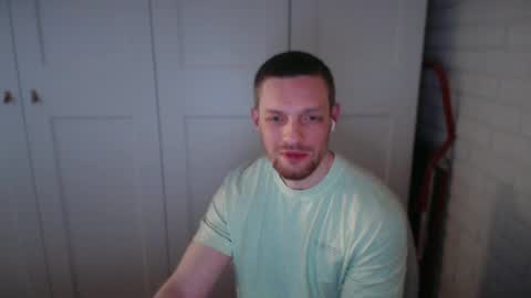 Snapshot of happyvelvetpaw chatting on 06.28.26 happyvelvetpaw online show from 06.28.26