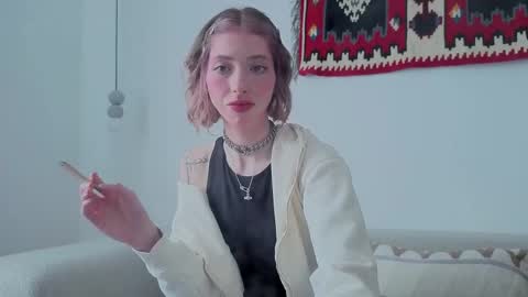 Vivy online show from 04.12.26