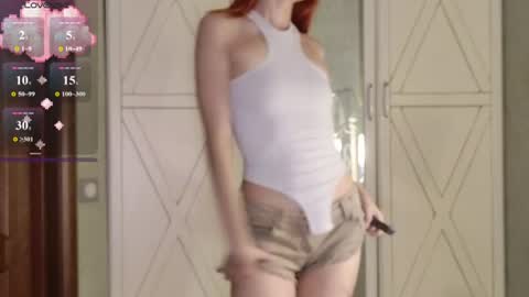 Snapshot of hard_candy_gang chatting on 06.19.26 Molly and BaldMan online show from 06.19.26