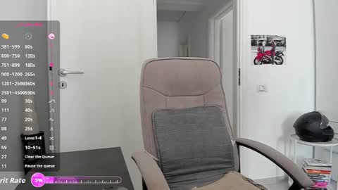 Snapshot of hard_chriss chatting on 06.29.26 Hard Cock online show from 06.29.26