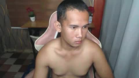 Snapshot of hard_dickzhack chatting on 11.05.25 hard dickzhack online show from 11.05.25