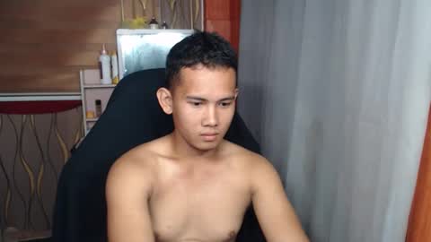 Snapshot of hard_dickzhack chatting on 02.04.26 hard dickzhack online show from 02.04.26