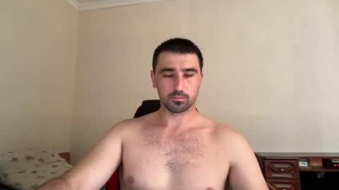 Snapshot of hard_to_obey chatting on 06.24.26 Vadim online show from 06.24.26
