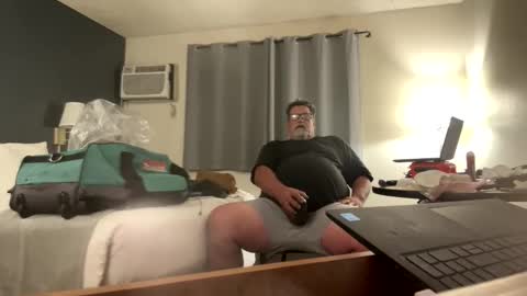 Snapshot of hardfreak4you chatting on 10.27.25 hardfreak4you online show from 10.27.25