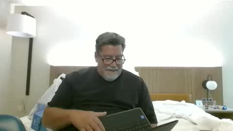 Snapshot of hardfreak4you chatting on 11.04.25 hardfreak4you online show from 11.04.25