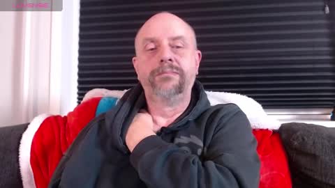 Snapshot of hardmrlazy chatting on 01.20.25 MrLazy online show from 01.20.25