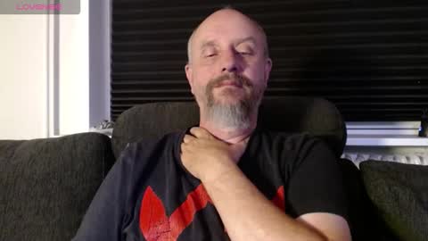 Snapshot of hardmrlazy chatting on 09.28.25 MrLazy online show from 09.28.25
