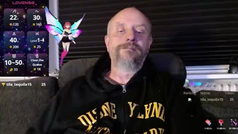 Snapshot of hardmrlazy chatting on 10.01.25 MrLazy online show from 10.01.25