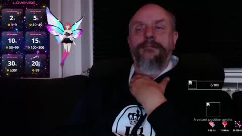 Snapshot of hardmrlazy chatting on 10.03.25 MrLazy online show from 10.03.25